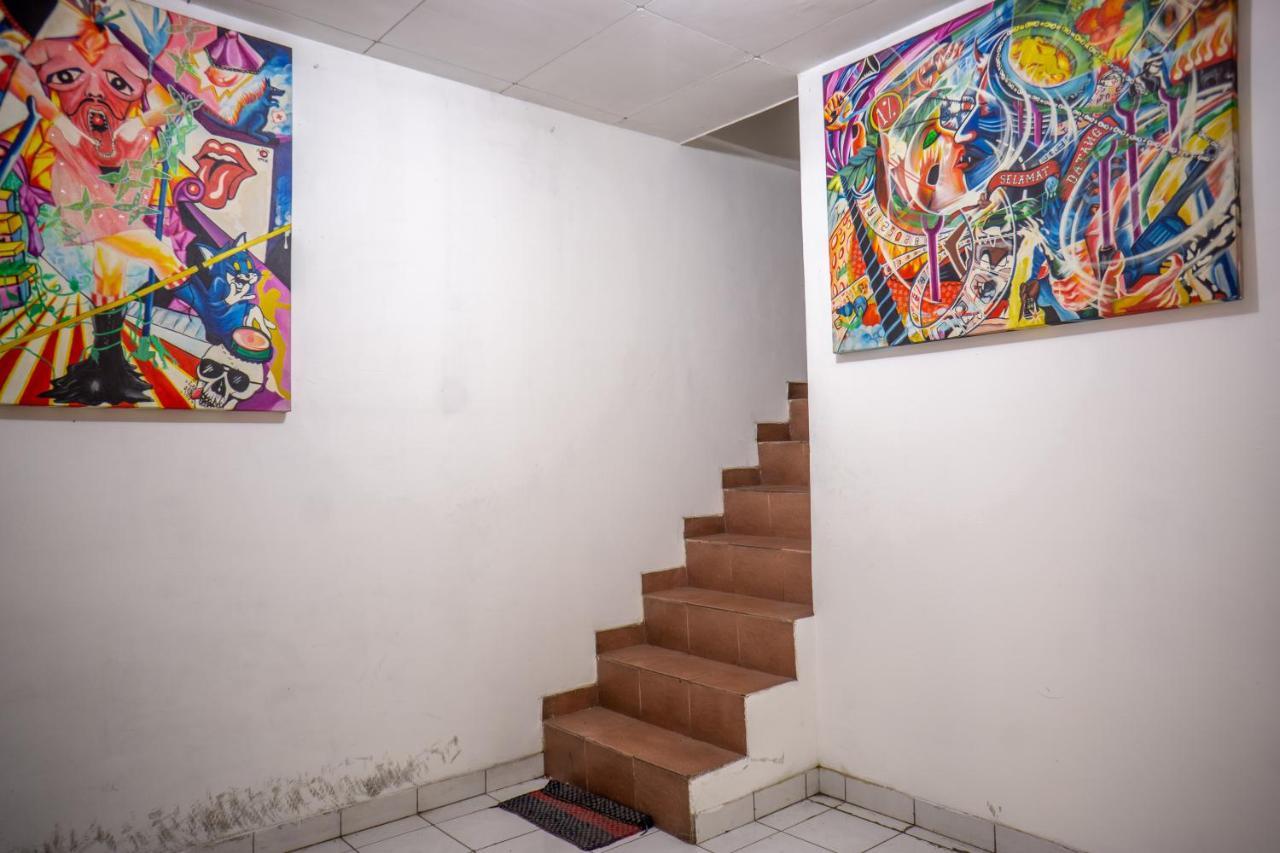 Zenrra Backpacker Pansiyon Bandung Dış mekan fotoğraf