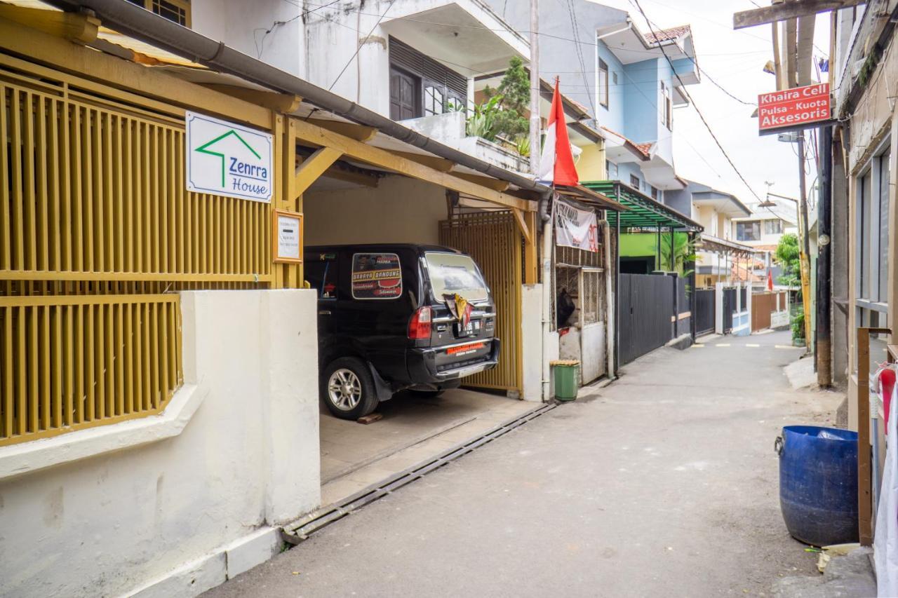 Zenrra Backpacker Pansiyon Bandung Dış mekan fotoğraf