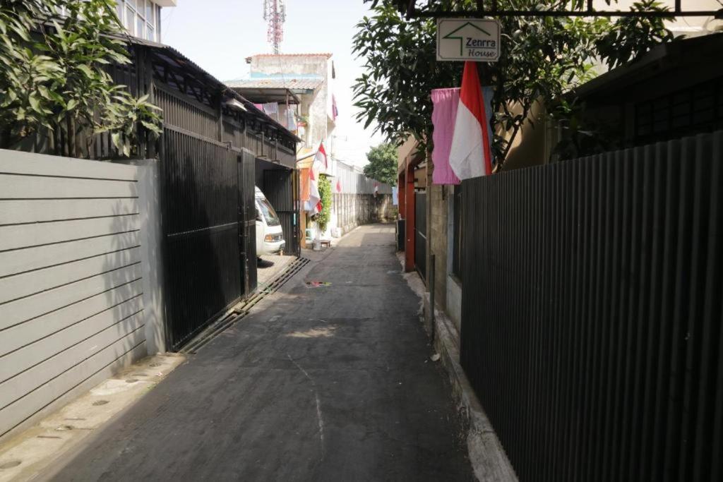 Zenrra Backpacker Pansiyon Bandung Dış mekan fotoğraf